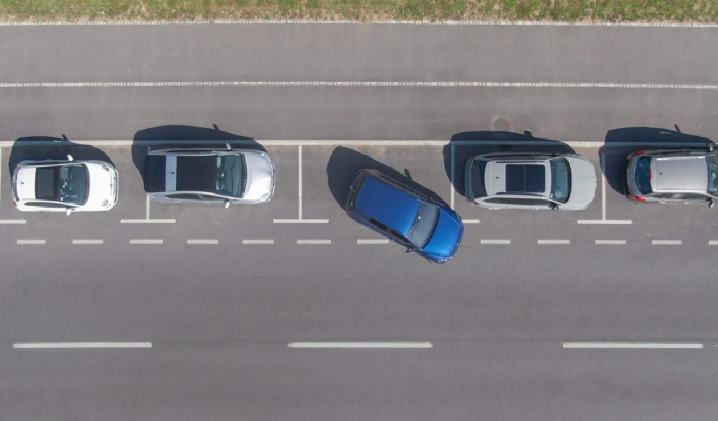 Top Techniques for Safe and Successful Parallel Parking