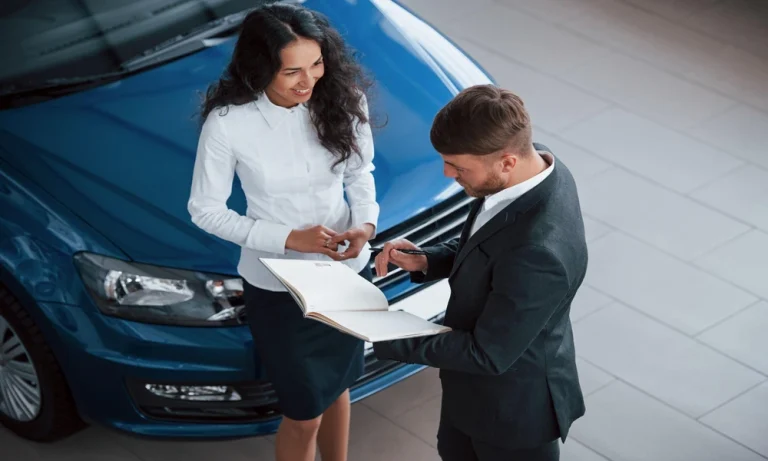 Pre-Owned vs New Luxury Car: How to Compare Cost, Depreciation and Ownership Value